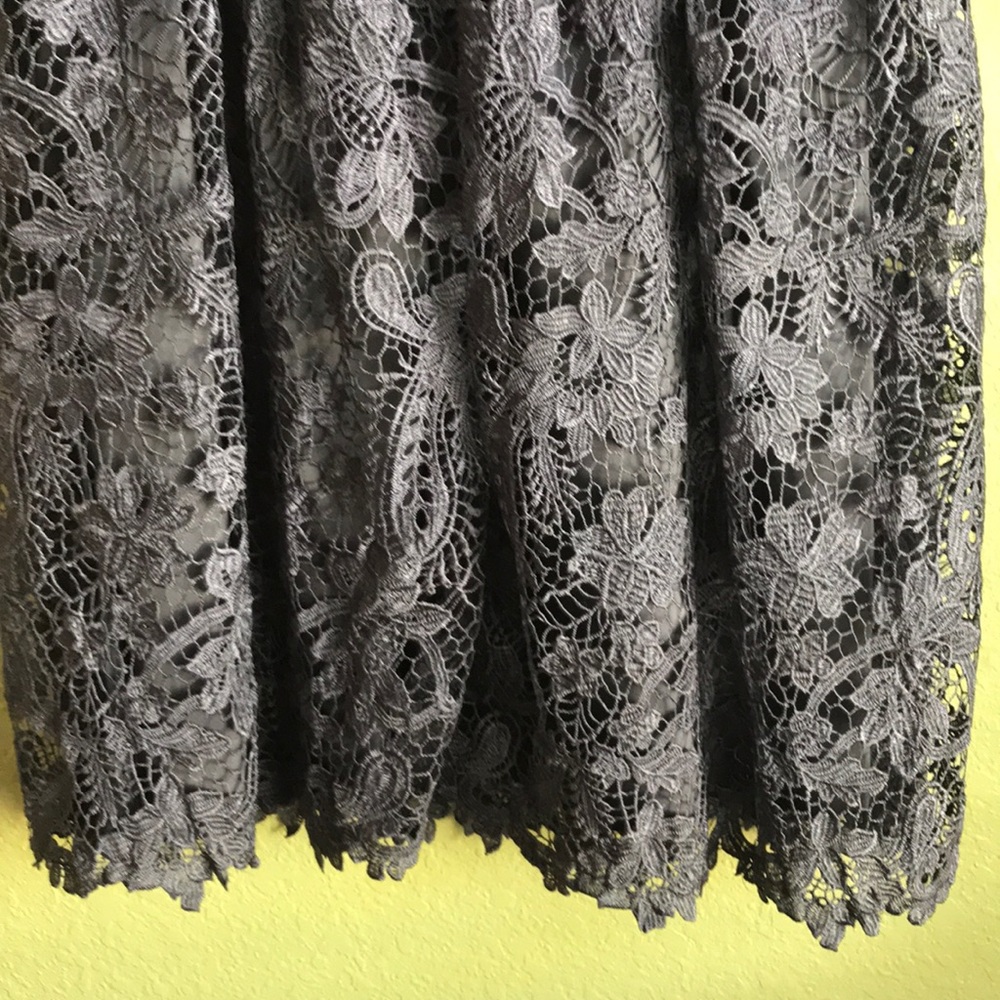 Adrianna Papell dress size 2 - Picture 6 of 7